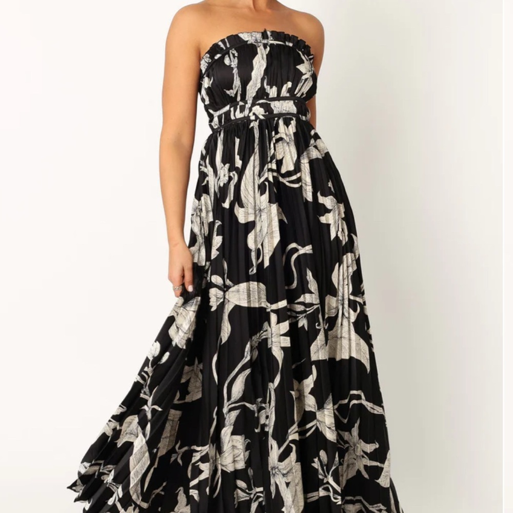 Petal & Pup Angelique Strapless Dress - Black Floral